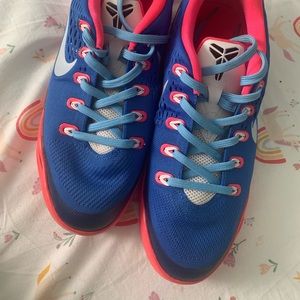 Nike size 6.5 Youth Kobe’s 9 EM, Cobalt and hot pink. EUC
